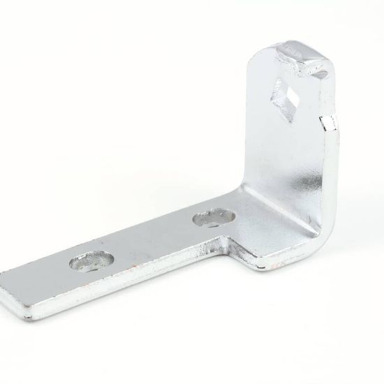 Picture of Beverage Air Hinge Bracket- Rh Bot Cfg/crg Part# 401-832A