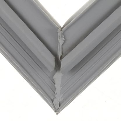 Picture of Beverage Air Gasket - Drawer Surd, 24.25X11.25x0.625 Part# 703-963D-15