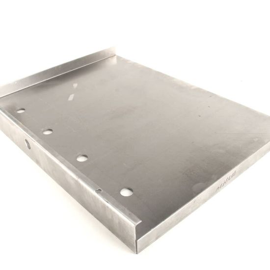 Picture of Garland Upper Oven Bottom Part# 2666000