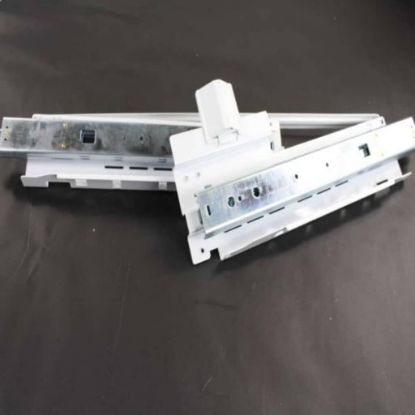 Picture of Samsung Assembly Hanger-low Part# DA97-14382A