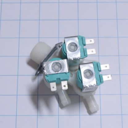 Picture of Samsung Water Valve Part# DC62-00142G